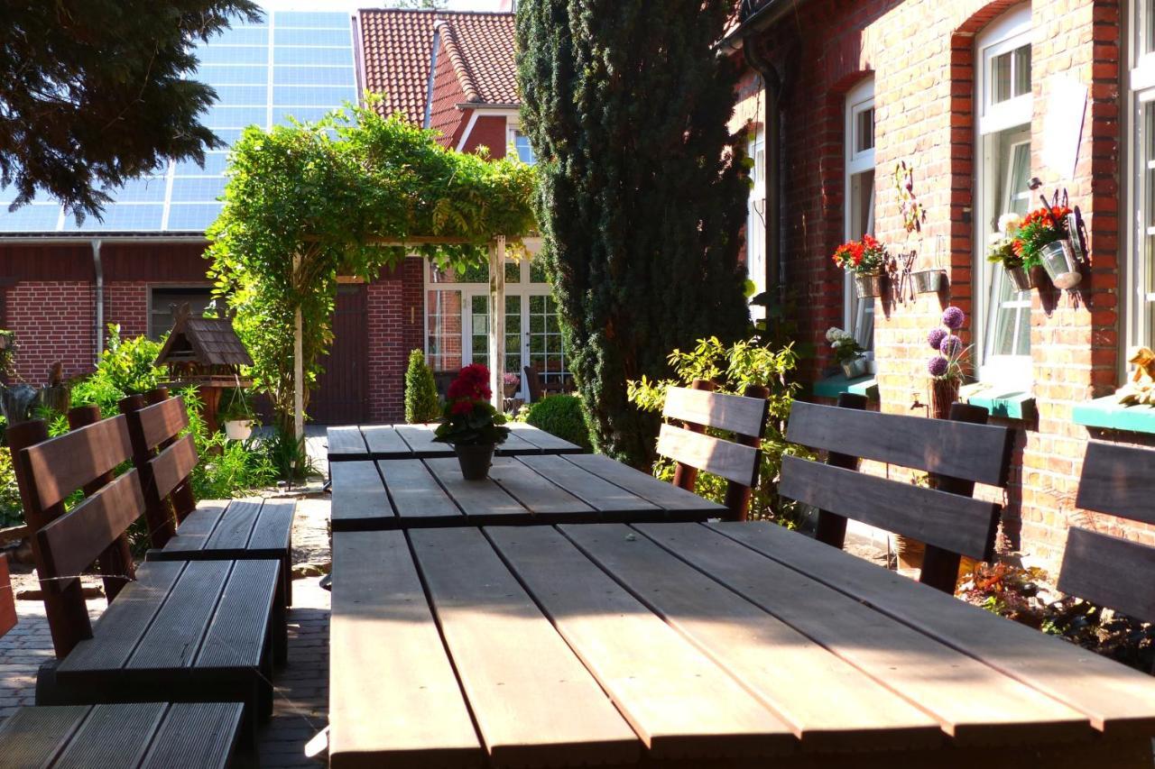 Pension&Ferienhof Glüß Lunzen Exterior foto